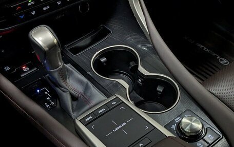 Lexus RX IV рестайлинг, 2021 год, 6 149 000 рублей, 23 фотография