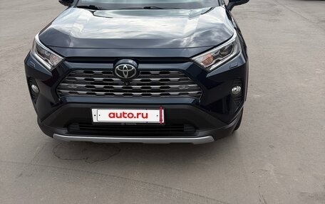 Toyota RAV4, 2019 год, 3 500 000 рублей, 1 фотография