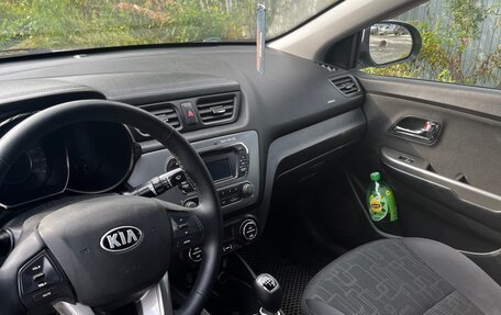 KIA Rio III рестайлинг, 2013 год, 650 000 рублей, 7 фотография