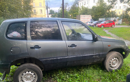 Chevrolet Niva I рестайлинг, 2005 год, 250 000 рублей, 2 фотография
