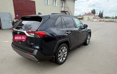 Toyota RAV4, 2019 год, 3 500 000 рублей, 5 фотография