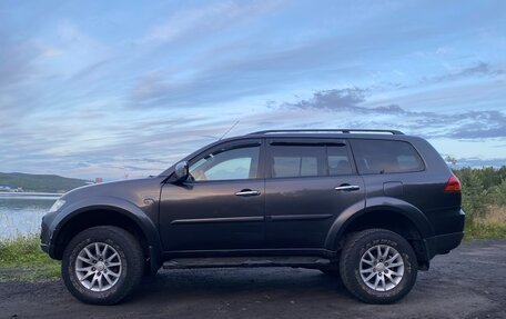 Mitsubishi Pajero Sport II рестайлинг, 2013 год, 1 350 000 рублей, 3 фотография