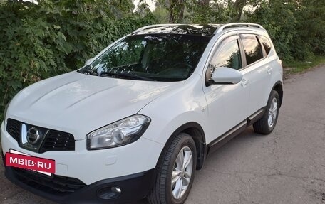 Nissan Qashqai+2 I, 2011 год, 1 430 000 рублей, 2 фотография