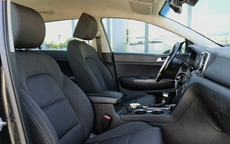 KIA Sportage IV рестайлинг, 2017 год, 1 999 000 рублей, 29 фотография