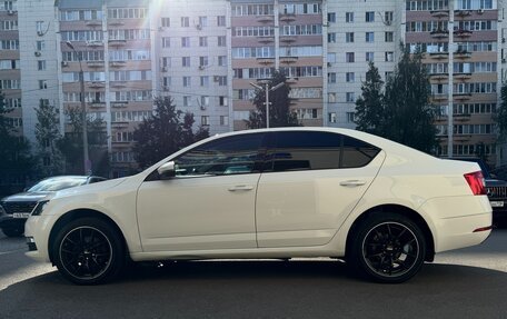 Skoda Octavia, 2018 год, 1 690 000 рублей, 8 фотография