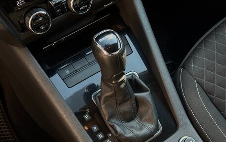 Skoda Octavia, 2018 год, 1 690 000 рублей, 10 фотография