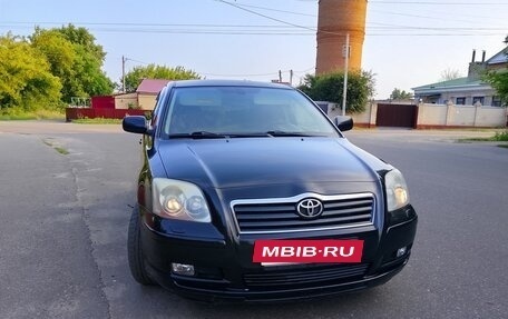 Toyota Avensis III рестайлинг, 2004 год, 557 000 рублей, 9 фотография