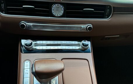 Genesis G90 I рестайлинг, 2021 год, 3 500 000 рублей, 10 фотография