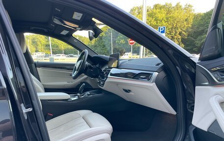 BMW 5 серия, 2020 год, 4 490 000 рублей, 19 фотография