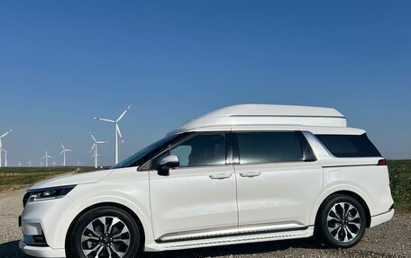 KIA Carnival, 2021 год, 4 700 000 рублей, 5 фотография