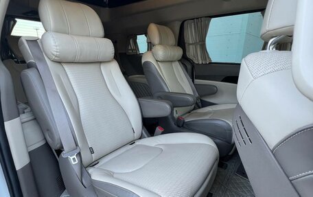 KIA Carnival, 2021 год, 4 700 000 рублей, 30 фотография