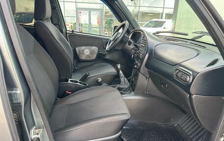 Chevrolet Niva I рестайлинг, 2018 год, 860 000 рублей, 7 фотография