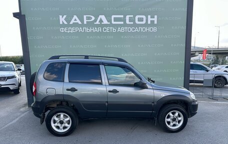 Chevrolet Niva I рестайлинг, 2018 год, 860 000 рублей, 4 фотография