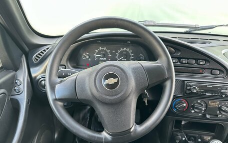 Chevrolet Niva I рестайлинг, 2018 год, 860 000 рублей, 5 фотография