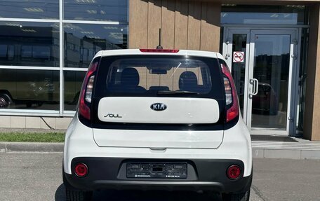 KIA Soul II рестайлинг, 2018 год, 1 380 000 рублей, 5 фотография
