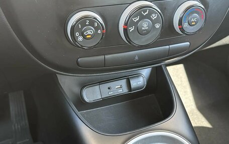 KIA Soul II рестайлинг, 2018 год, 1 380 000 рублей, 9 фотография