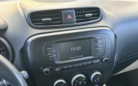 KIA Soul II рестайлинг, 2018 год, 1 380 000 рублей, 8 фотография