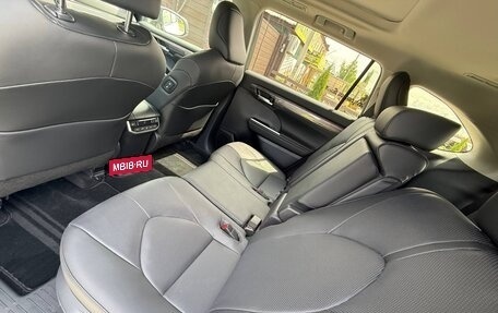 Toyota Highlander, 2026 год, 5 250 000 рублей, 12 фотография