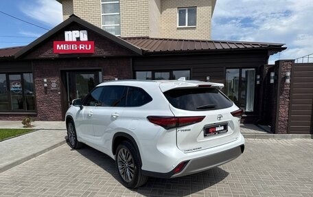 Toyota Highlander, 2026 год, 5 250 000 рублей, 4 фотография