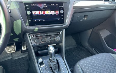 Volkswagen Tiguan II, 2018 год, 2 200 000 рублей, 8 фотография