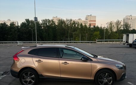Volvo V40 Cross Country I, 2013 год, 1 080 000 рублей, 3 фотография
