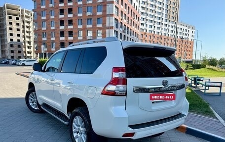 Toyota Land Cruiser Prado 150 рестайлинг 2, 2015 год, 3 530 000 рублей, 12 фотография