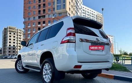 Toyota Land Cruiser Prado 150 рестайлинг 2, 2015 год, 3 530 000 рублей, 13 фотография