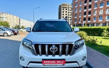 Toyota Land Cruiser Prado 150 рестайлинг 2, 2015 год, 3 530 000 рублей, 5 фотография