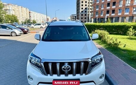 Toyota Land Cruiser Prado 150 рестайлинг 2, 2015 год, 3 530 000 рублей, 4 фотография