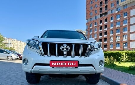 Toyota Land Cruiser Prado 150 рестайлинг 2, 2015 год, 3 530 000 рублей, 6 фотография
