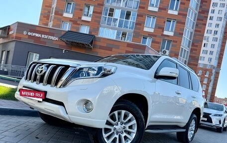 Toyota Land Cruiser Prado 150 рестайлинг 2, 2015 год, 3 530 000 рублей, 9 фотография