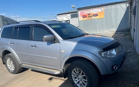 Mitsubishi Pajero Sport II рестайлинг, 2012 год, 1 750 000 рублей, 3 фотография
