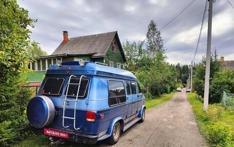 Chevrolet Van, 1993 год, 2 800 000 рублей, 2 фотография