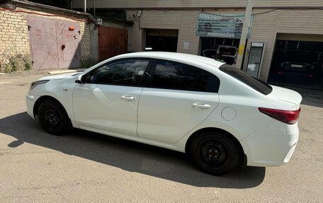 KIA Rio IV, 2017 год, 700 000 рублей, 6 фотография