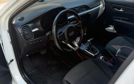 KIA Rio IV, 2017 год, 700 000 рублей, 10 фотография