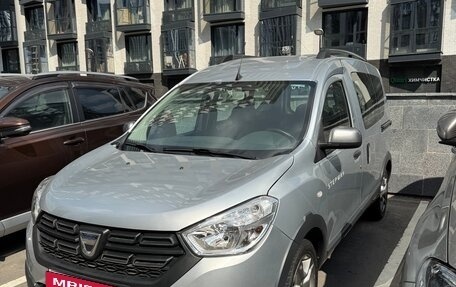 Dacia Dokker I рестайлинг, 2021 год, 1 920 000 рублей, 2 фотография