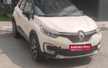 Renault Kaptur I рестайлинг, 2019 год, 1 350 000 рублей, 2 фотография