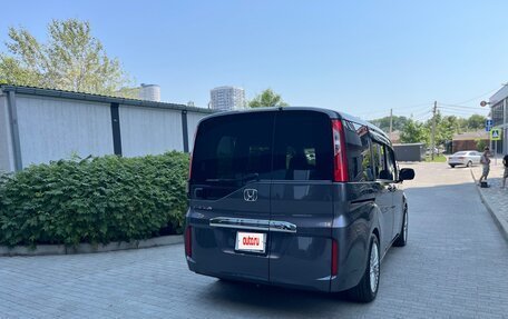Honda Stepwgn IV, 2018 год, 2 050 000 рублей, 6 фотография
