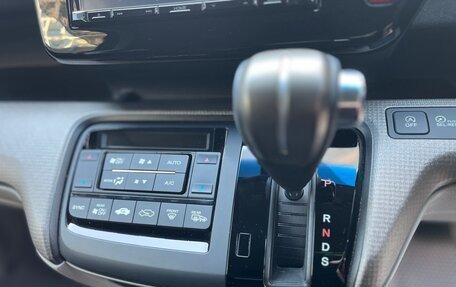 Honda Stepwgn IV, 2018 год, 2 050 000 рублей, 16 фотография