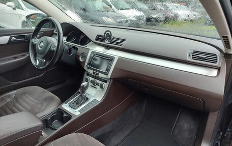 Volkswagen Passat B7, 2013 год, 1 279 000 рублей, 13 фотография