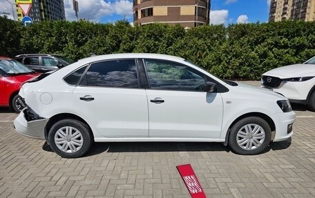 Volkswagen Polo VI (EU Market), 2019 год, 575 000 рублей, 5 фотография