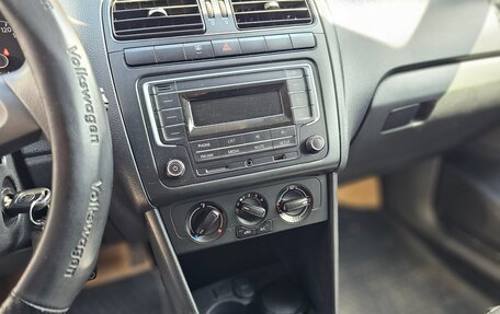 Volkswagen Polo VI (EU Market), 2019 год, 575 000 рублей, 9 фотография