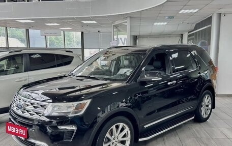 Ford Explorer VI, 2018 год, 3 999 000 рублей, 2 фотография