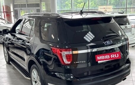 Ford Explorer VI, 2018 год, 3 999 000 рублей, 4 фотография