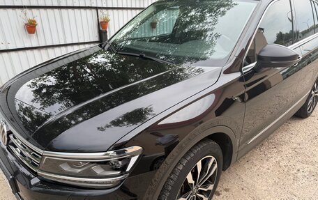 Volkswagen Tiguan II, 2017 год, 3 490 000 рублей, 24 фотография