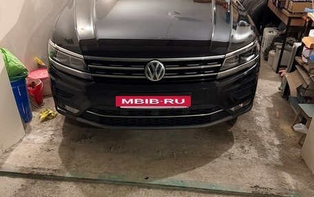 Volkswagen Tiguan II, 2017 год, 3 490 000 рублей, 38 фотография