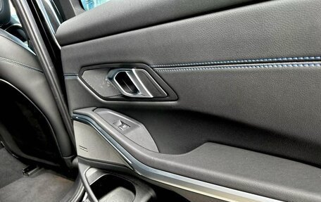 BMW 3 серия, 2024 год, 3 850 000 рублей, 13 фотография