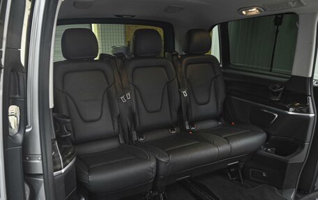Mercedes-Benz V-Класс, 2018 год, 4 299 000 рублей, 9 фотография
