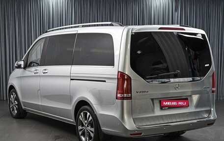 Mercedes-Benz V-Класс, 2018 год, 4 299 000 рублей, 2 фотография