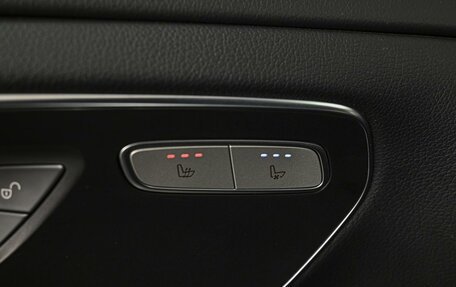 Mercedes-Benz V-Класс, 2018 год, 4 299 000 рублей, 23 фотография